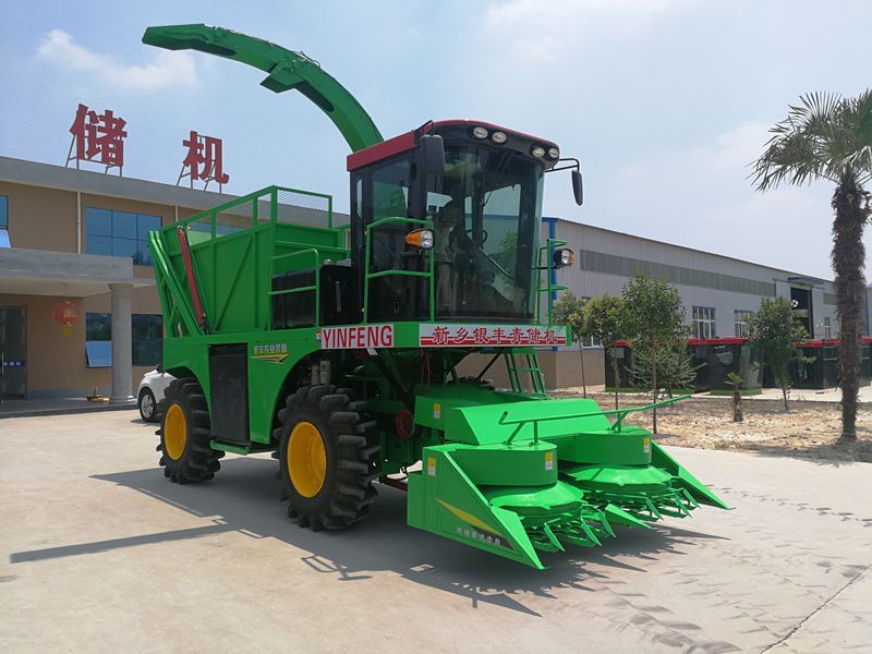 玉米收割機(jī)：規(guī)范操作，保障糧食安全